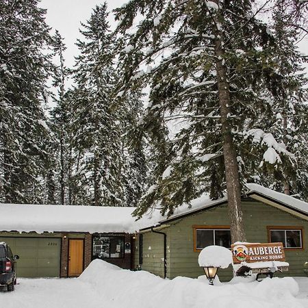 Auberge Kicking Horse Guest House Golden Exteriér fotografie